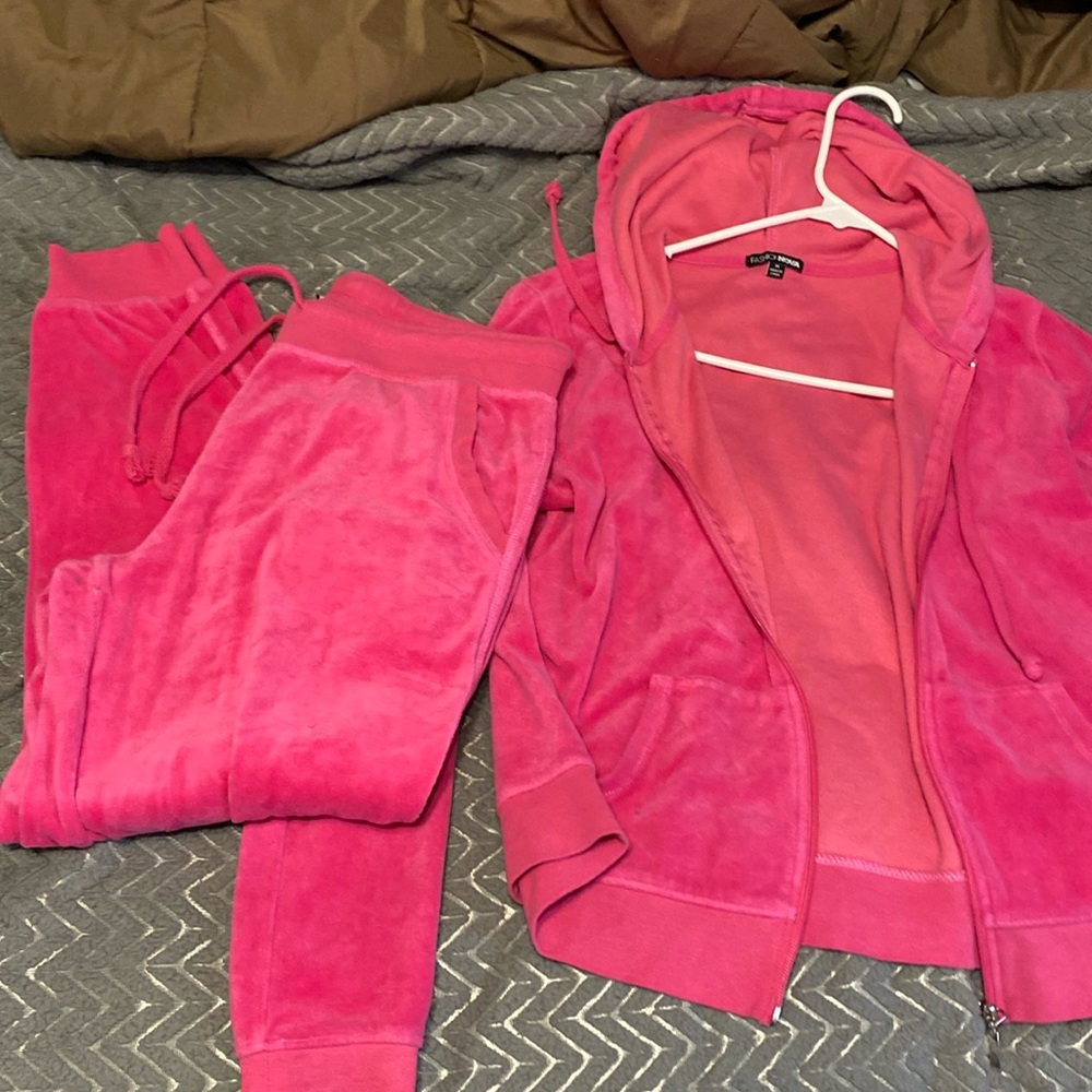 Fashion Nova 2pc Fleece Set